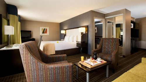Holiday Inn Hotel & Suites Mississauga image 21