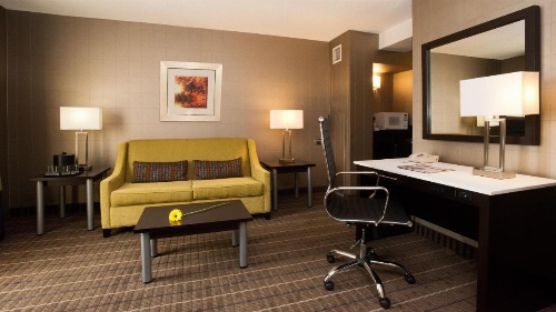 Holiday Inn Hotel & Suites Mississauga image 5